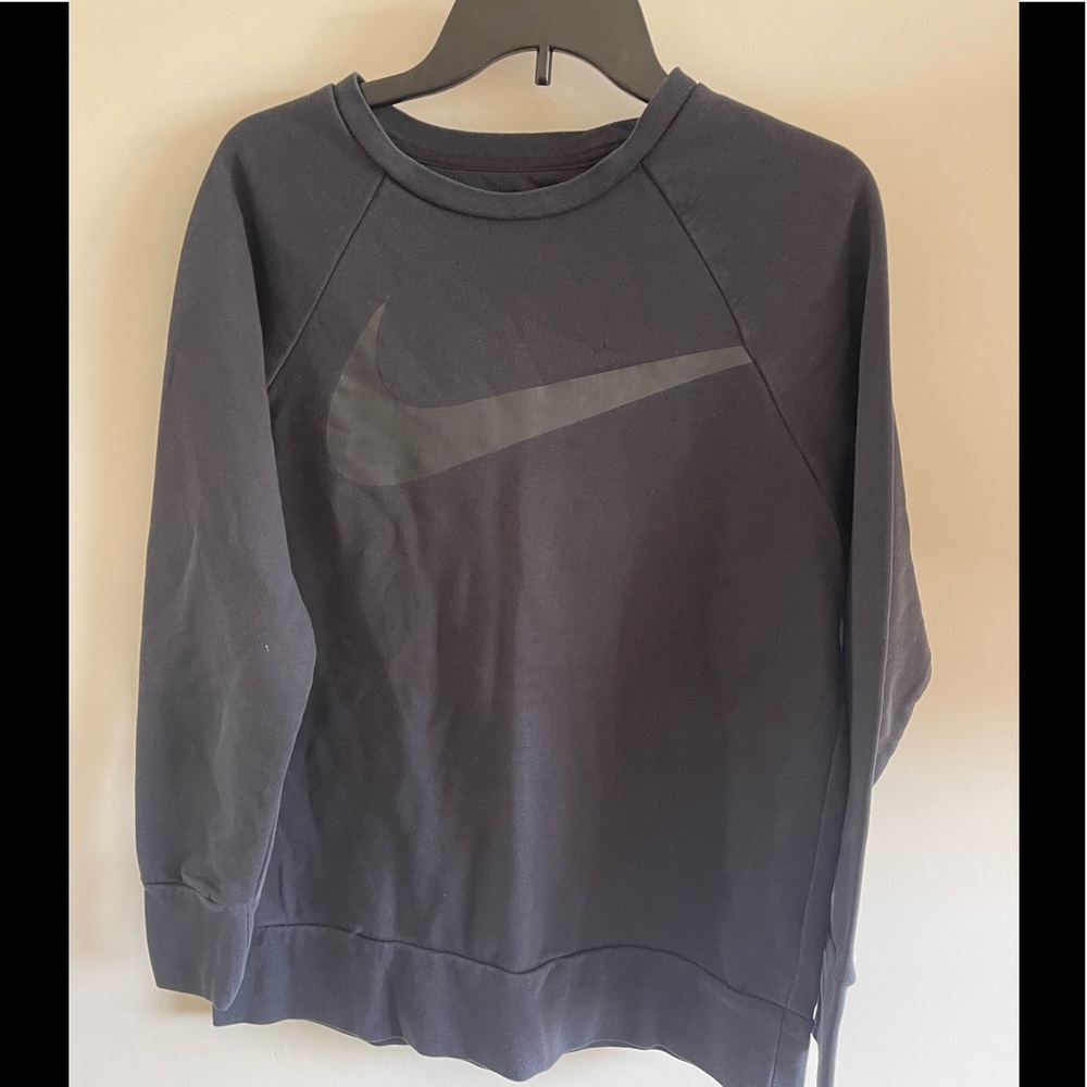 Nike Sportswear Sweatshirt in Black color